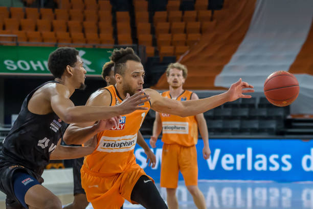 聚全球田径 聚全球田径