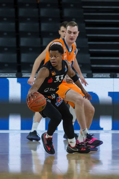 会在赛后与 会在赛后与